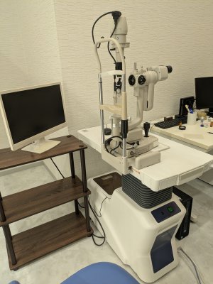 スリットランプ